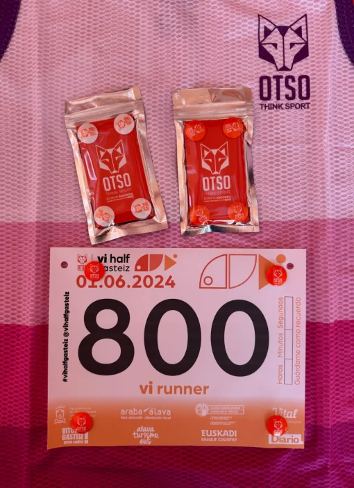 OTSOSPORT Bib Magnet